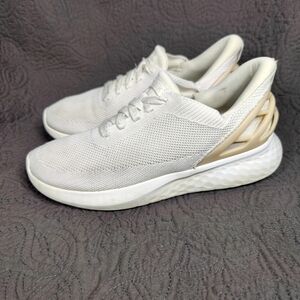 Kizik Athens White Creme Unisex Sneakers  Hands Free Shoes Men's 6.5 Women's 8